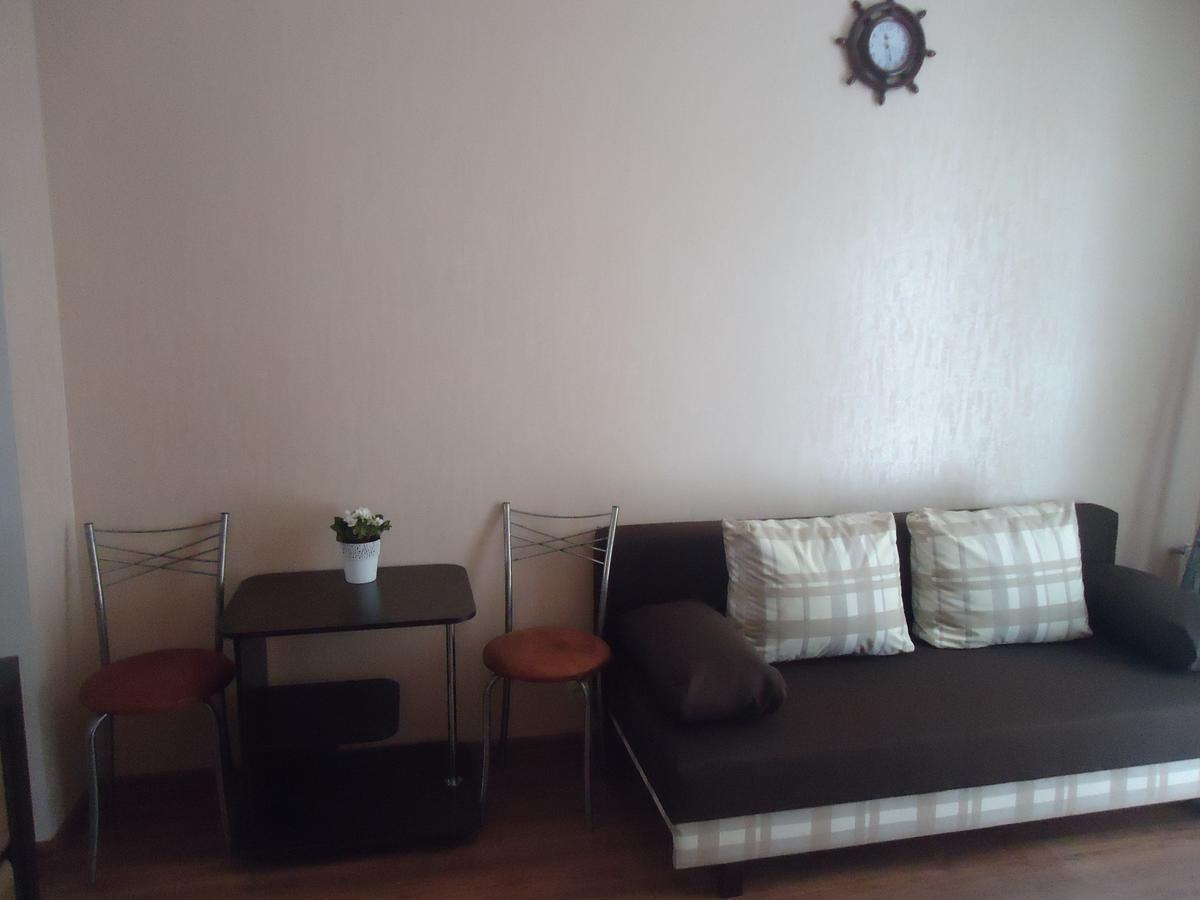 Bunin-Apart Lägenhet Odessa Exteriör bild